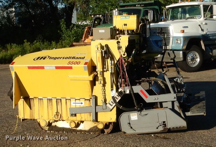 image for item DA8408 1994 Ingersoll Rand 5500  paver