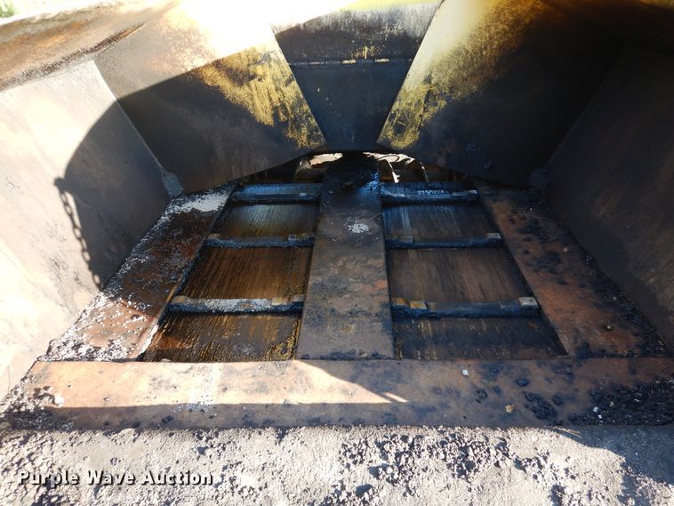 image for item DA8408 1994 Ingersoll Rand 5500  paver