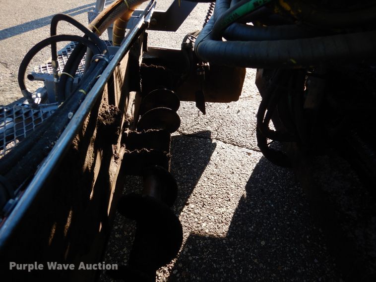 image for item DA8408 1994 Ingersoll Rand 5500  paver