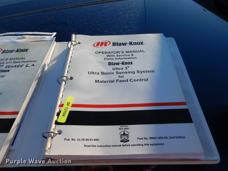 image for item DA8408 1994 Ingersoll Rand 5500  paver