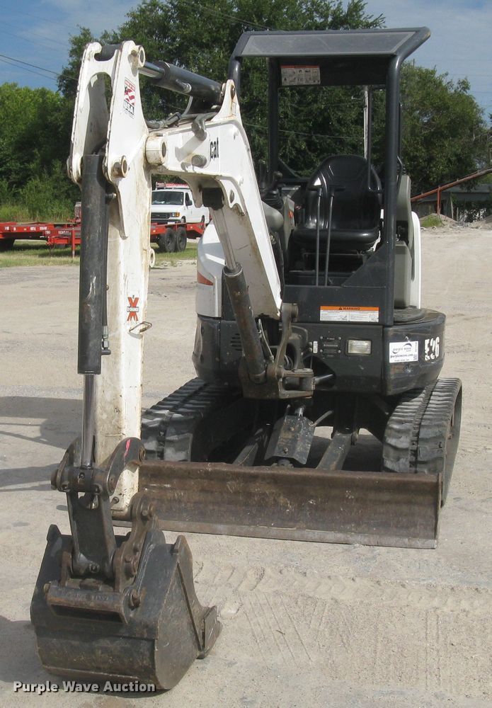 image for item DC1446 Bobcat E26  mini excavator