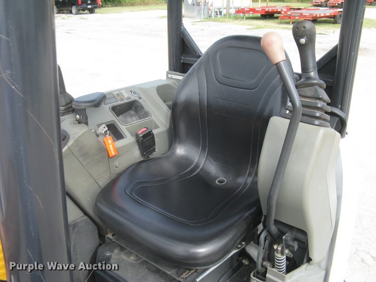 image for item DC1446 Bobcat E26  mini excavator