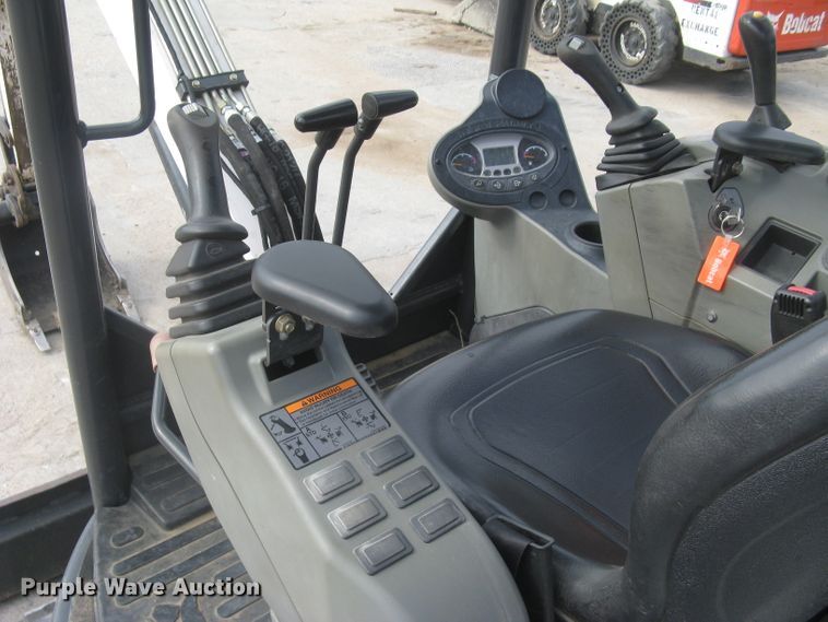 image for item DC1446 Bobcat E26  mini excavator