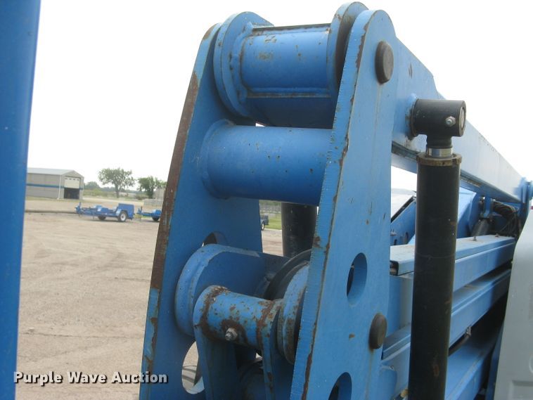 image for item DC1447 2007 Genie Z-45/25  boom lift