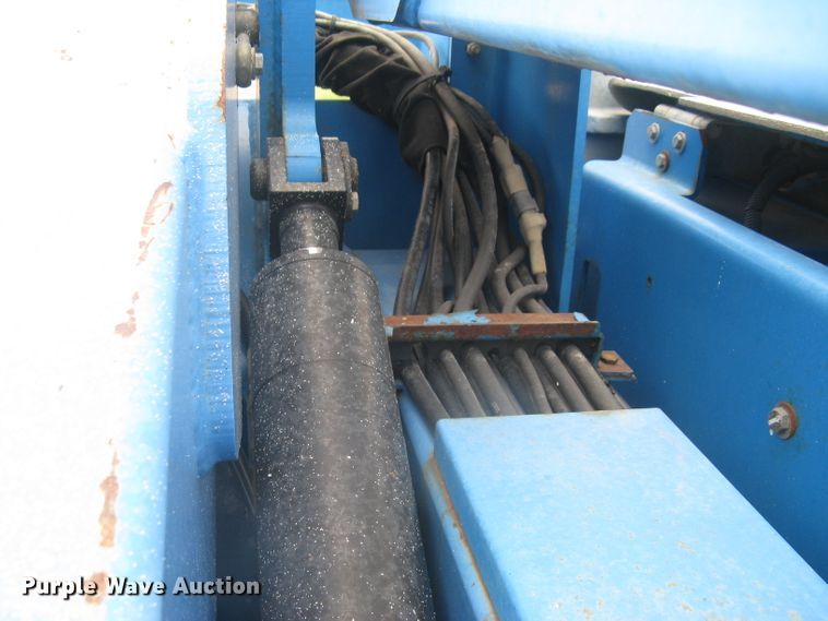 image for item DC1447 2007 Genie Z-45/25  boom lift
