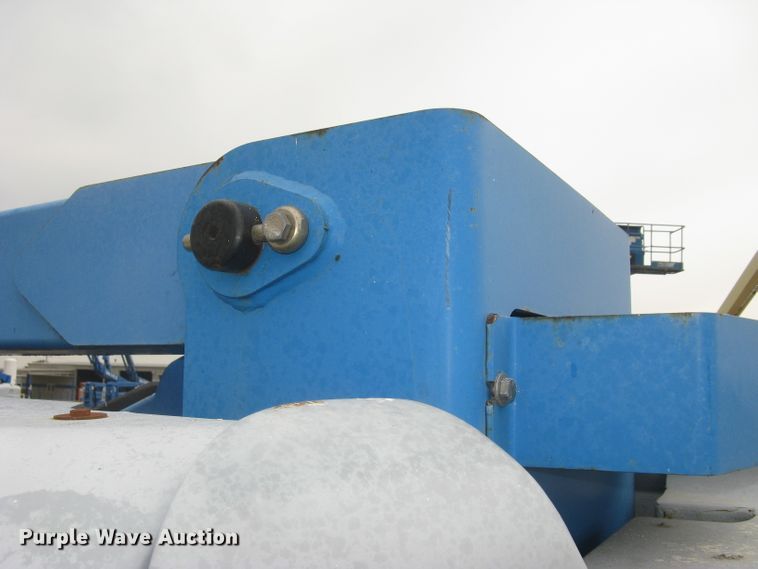 image for item DC1447 2007 Genie Z-45/25  boom lift