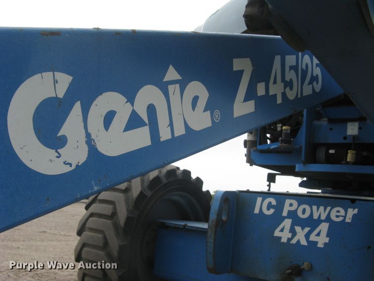 image for item DC1447 2007 Genie Z-45/25  boom lift