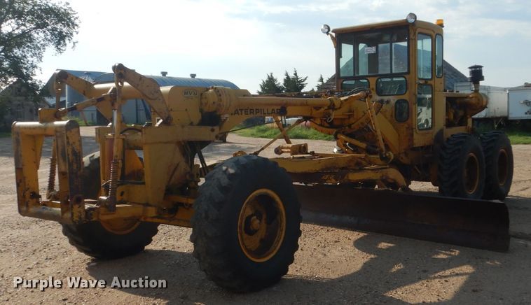 image for item DC4508 1967 Caterpillar 12F  rigid frame motor grader