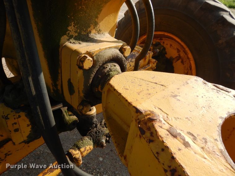 image for item DC4508 1967 Caterpillar 12F  rigid frame motor grader