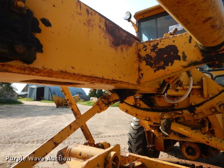 image for item DC4508 1967 Caterpillar 12F  rigid frame motor grader