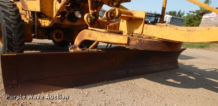 image for item DC4508 1967 Caterpillar 12F  rigid frame motor grader