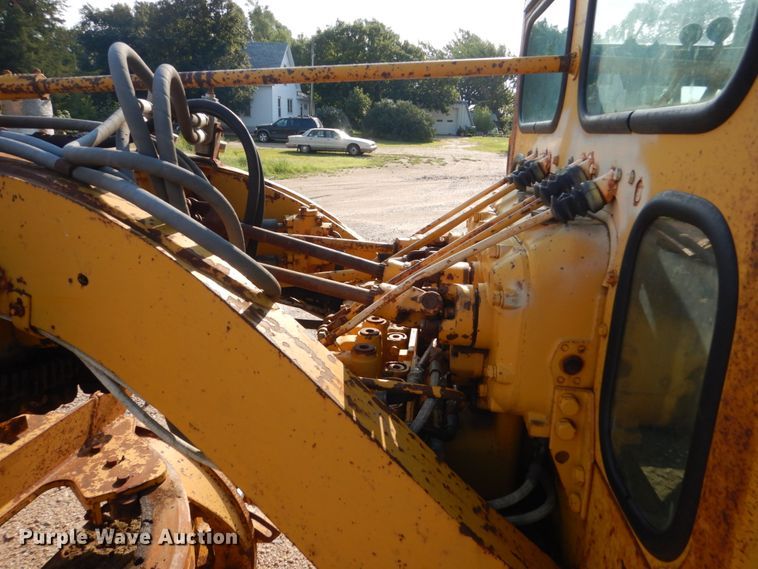 image for item DC4508 1967 Caterpillar 12F  rigid frame motor grader