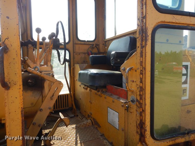 image for item DC4508 1967 Caterpillar 12F  rigid frame motor grader