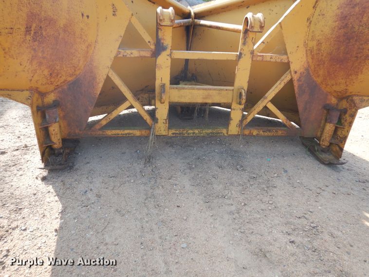 image for item DC4508 1967 Caterpillar 12F  rigid frame motor grader