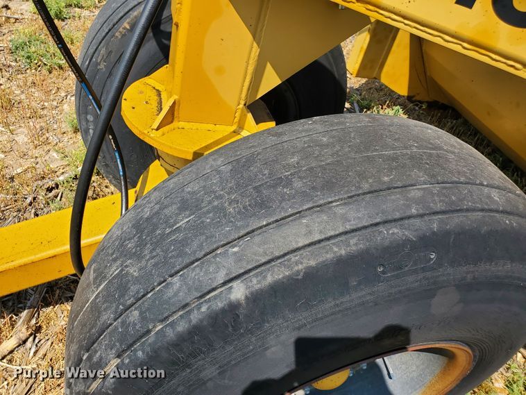 image for item DD0371 Holcomb 1200   scraper