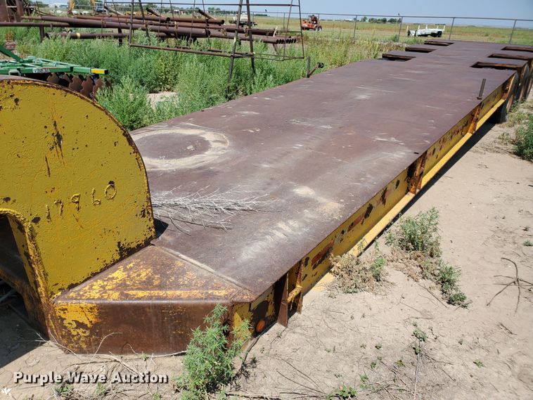image for item DD0373 1969 Downs Clark flatbed trailer