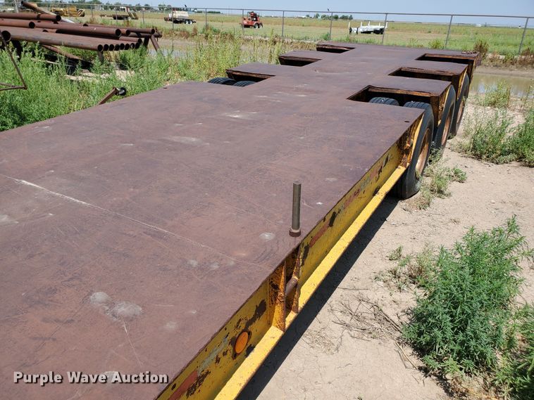 image for item DD0373 1969 Downs Clark flatbed trailer