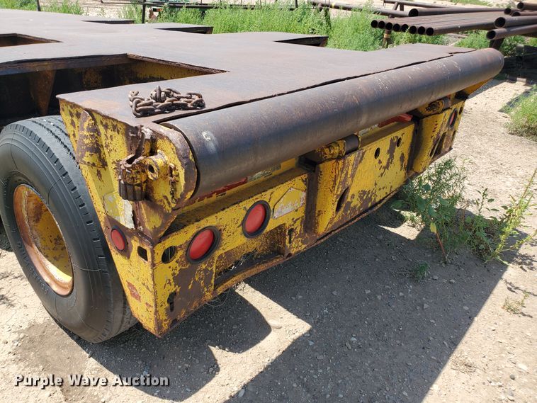image for item DD0373 1969 Downs Clark flatbed trailer