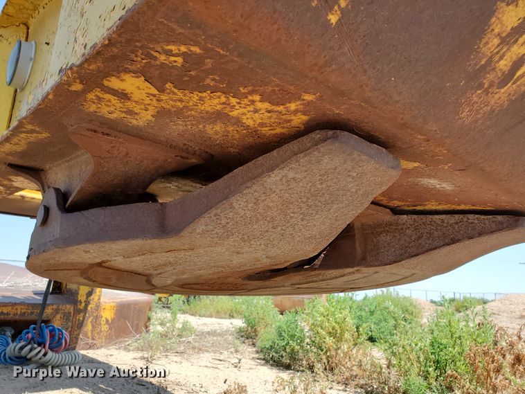 image for item DD0373 1969 Downs Clark flatbed trailer