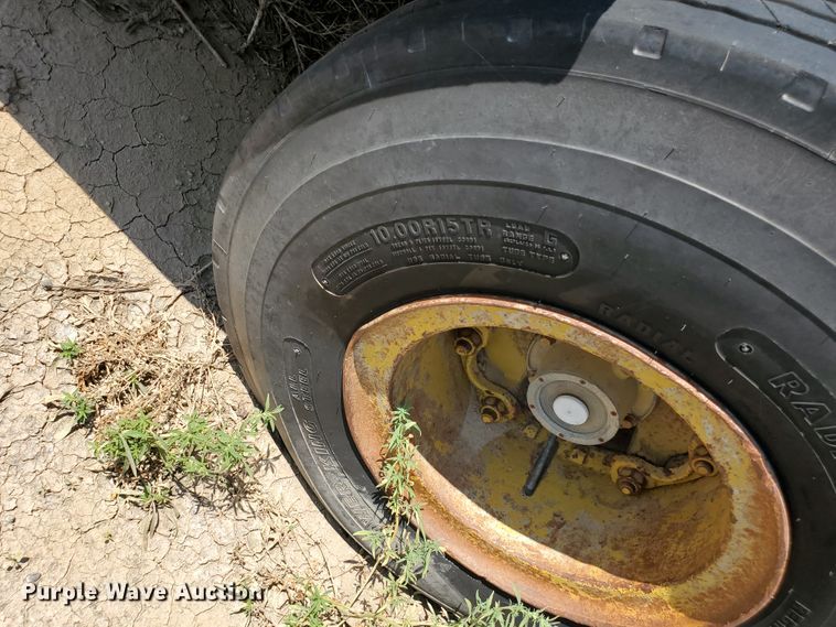 image for item DD0373 1969 Downs Clark flatbed trailer