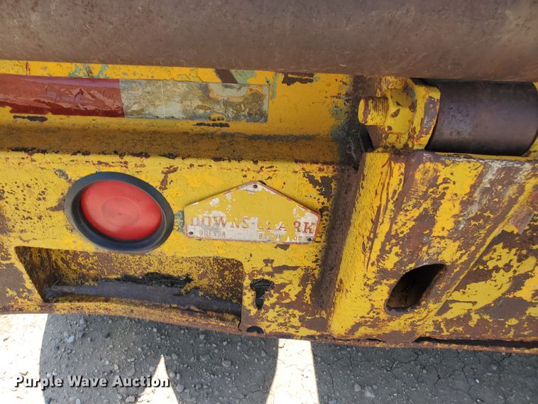 image for item DD0373 1969 Downs Clark flatbed trailer