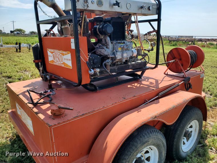 image for item DD0374 2001 Wesco pressure washer trailer