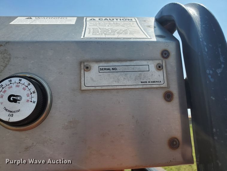 image for item DD0374 2001 Wesco pressure washer trailer