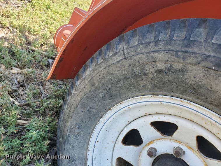 image for item DD0374 2001 Wesco pressure washer trailer