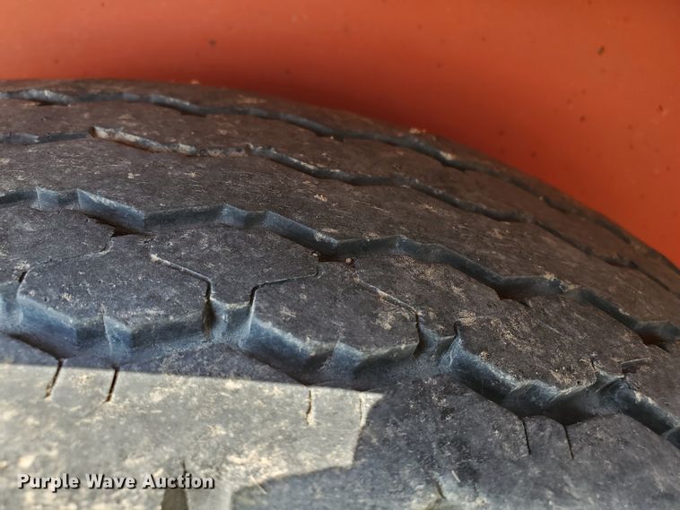 image for item DD0374 2001 Wesco pressure washer trailer