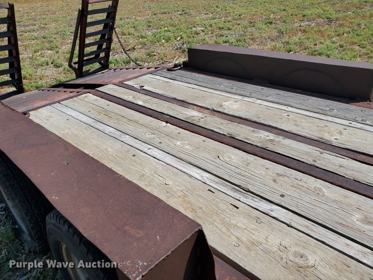 image for item DD0375 1977 Ditch Witch equipment trailer