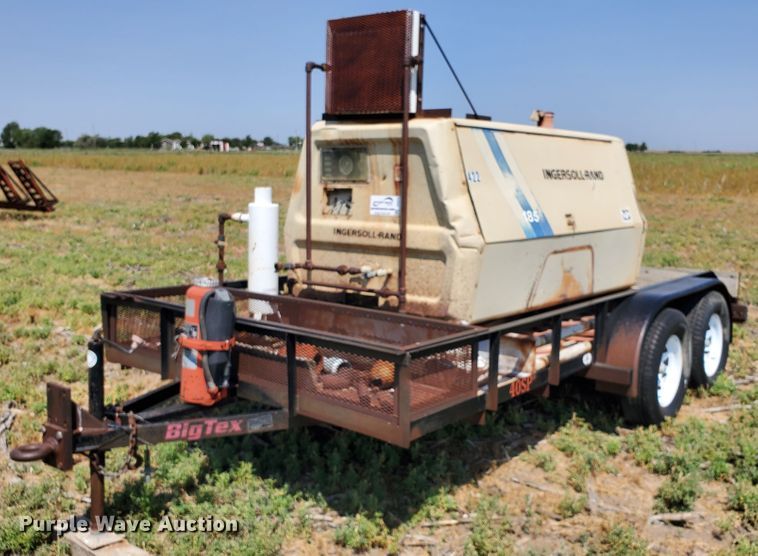 image for item DD0376 2000 Big Tex utility trailer with soda blast machine
