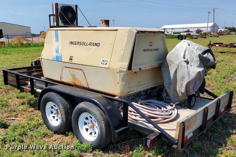 image for item DD0376 2000 Big Tex utility trailer with soda blast machine