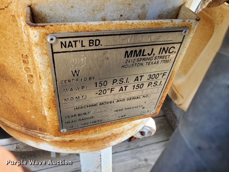 image for item DD0376 2000 Big Tex utility trailer with soda blast machine