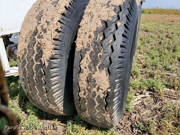 image for item DD0377 1999 Butler BP2080A pole trailer