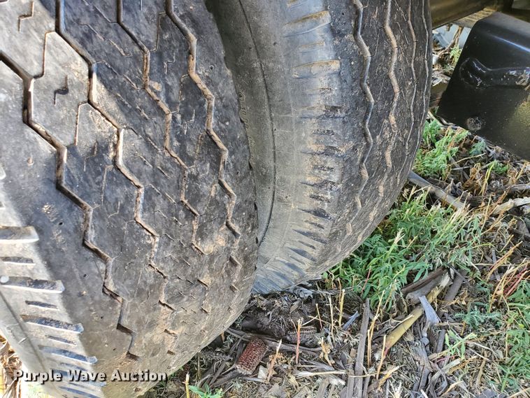 image for item DD0378 2005 Butler BP2080 pole trailer