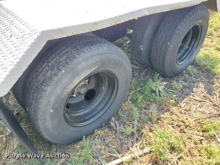 image for item DD0378 2005 Butler BP2080 pole trailer