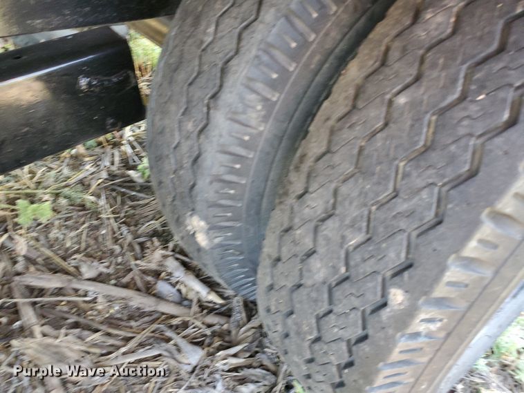 image for item DD0378 2005 Butler BP2080 pole trailer