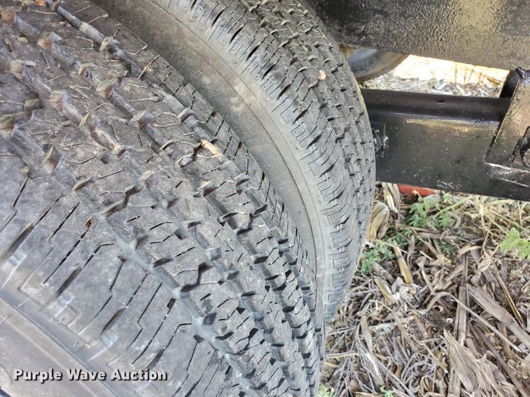 image for item DD0378 2005 Butler BP2080 pole trailer