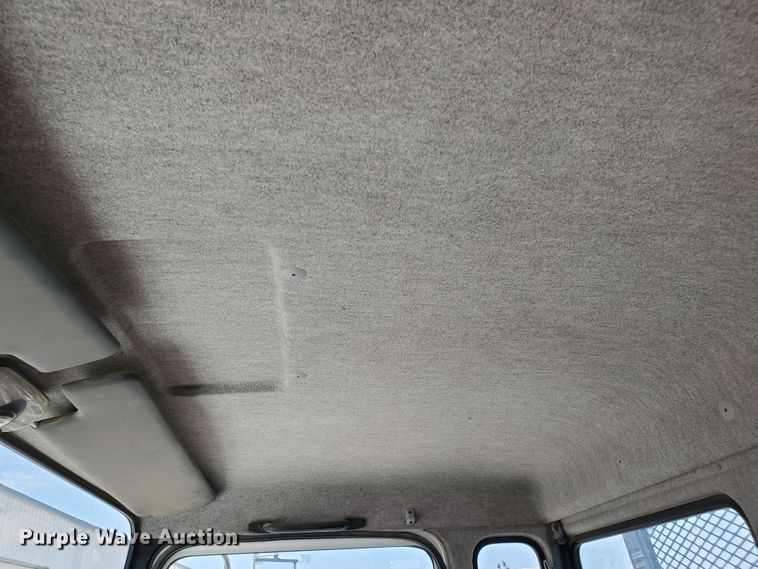 image for item DD0381 2001 Mack CS  service truck with crane