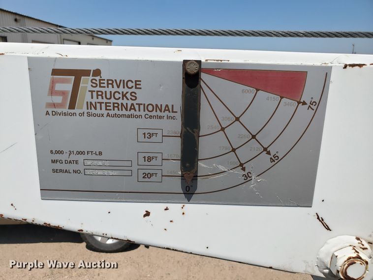 image for item DD0381 2001 Mack CS  service truck with crane