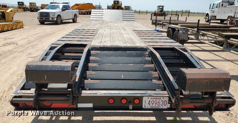 image for item DD0382 2006 Trail King TK50-412 equipment trailer