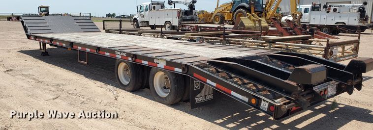image for item DD0382 2006 Trail King TK50-412 equipment trailer