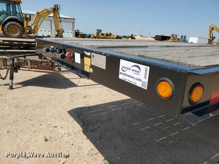 image for item DD0382 2006 Trail King TK50-412 equipment trailer