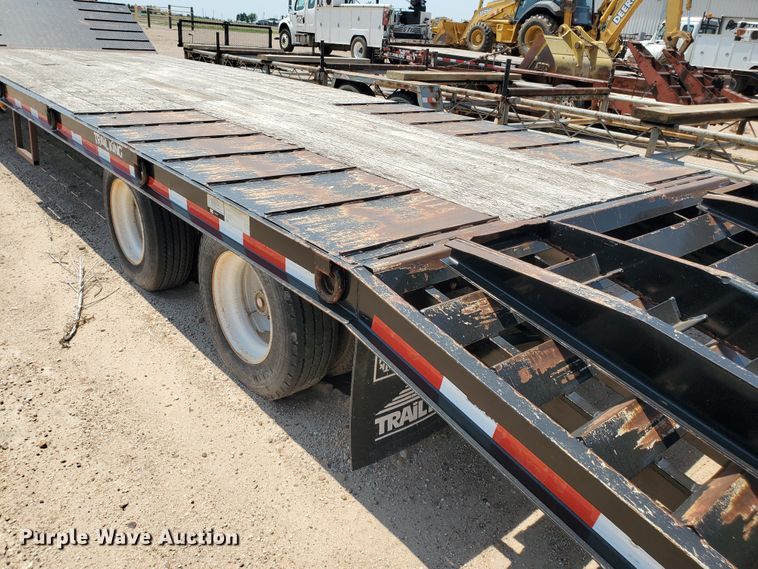 image for item DD0382 2006 Trail King TK50-412 equipment trailer
