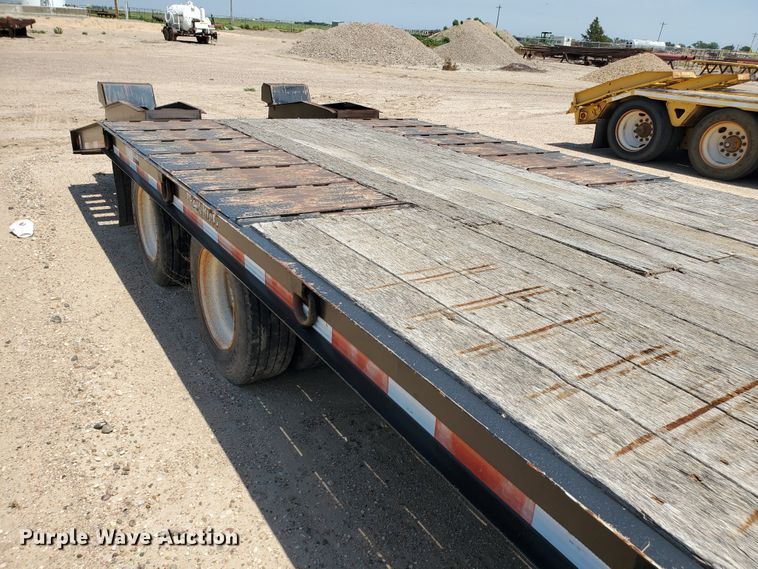 image for item DD0382 2006 Trail King TK50-412 equipment trailer