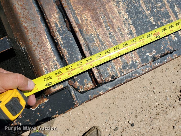 image for item DD0382 2006 Trail King TK50-412 equipment trailer