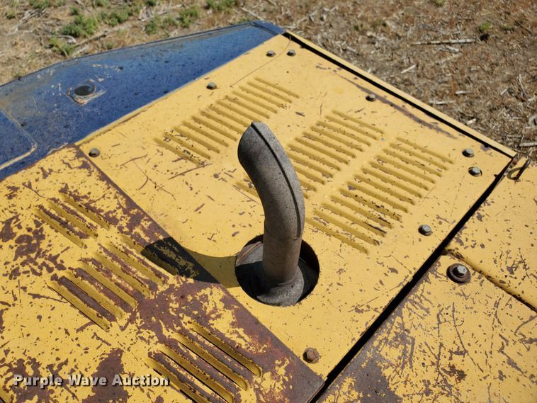 image for item DD0384 1992 Komatsu PC200LC-5  excavator