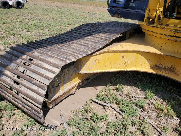 image for item DD0384 1992 Komatsu PC200LC-5  excavator