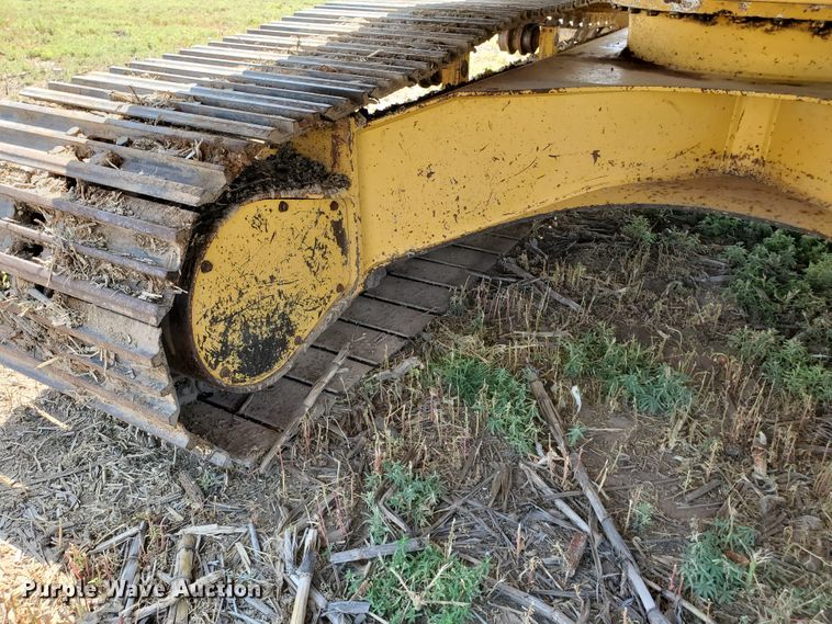 image for item DD0384 1992 Komatsu PC200LC-5  excavator