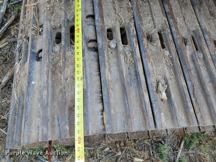 image for item DD0384 1992 Komatsu PC200LC-5  excavator